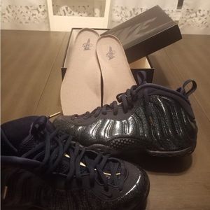 Brand nee foamposite 1 obsidian in awesome shape with box